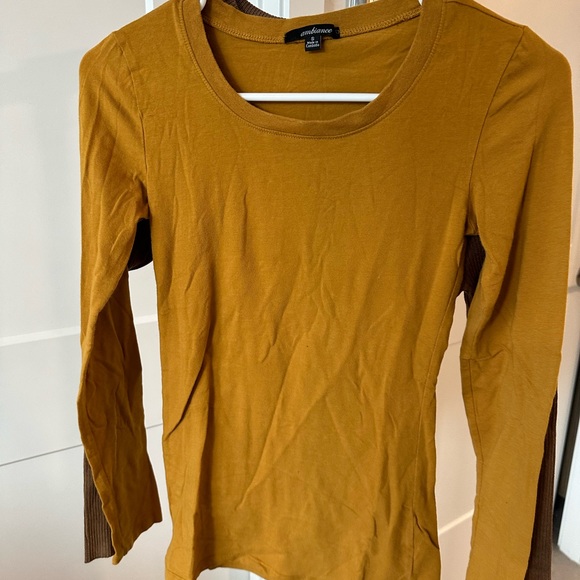 set of three sweaters. white, blue, brown. multi-brand. size s. (c120) - Picture 4 of 8